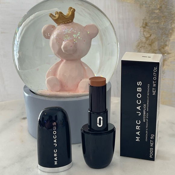 Marc Jacobs Other - Marc Jacobs Accomplice Concealer & Touch-Up Stick Tan 49 0.17oz/5g New With Box